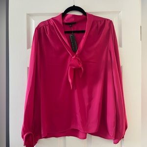 Magenta top with tie around neck. Banana Republic NWT size XL